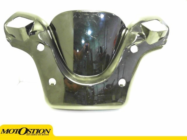 Embellecedor manillar delantero YAMAHA MAJESTY 125 2001-2006  segunda mano