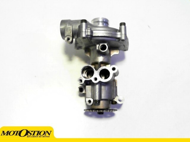 Bomba agua YAMAHA R1 1000 1998-2000  segunda mano