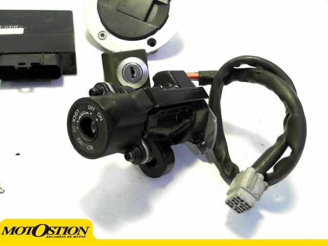 Cerraduras completas codificadas SUZUKI GSX 1000 R 1000 2005-2007  segunda mano