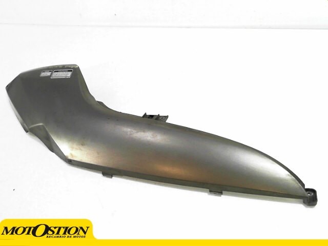 Quilla trasera derecha gris KYMCO SUPER DINK 300 2009-2012  segunda mano