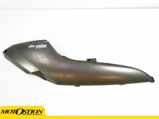 Quilla trasera derecha gris KYMCO SUPER DINK 300 2009-2012  segunda mano