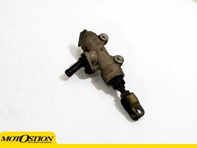 Bomba freno trasero SUZUKI GSX 600 F 600 1991-1994  despiece de moto