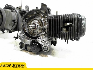 Motor completo del despiece o desguace de una moto Piaggio liberty 125 2009-2011