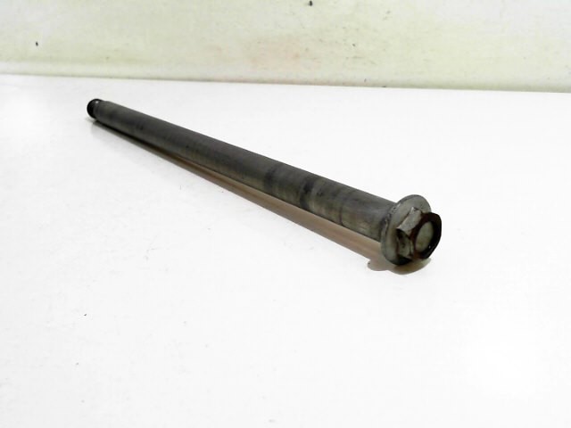 Eje rueda trasera HONDA CBF 600 2004-2007  recambio moto