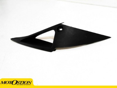 Embellecedor frontal derecho HONDA CBR 1000 RR 1000 2004-2006  segunda mano