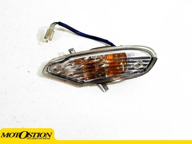 Intermitente trasero derecho KYMCO GRAND DINK 125 2002-2002 Recambio Ocasion
