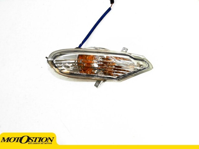 Intermitente trasero izquierdo KYMCO GRAND DINK 125 2002-2002 Recambio Ocasion