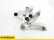 Soporte estribera delantero derecho negr