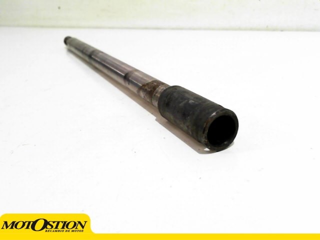 Eje rueda trasera YAMAHA XJ 900 1992-2002  desguace motos