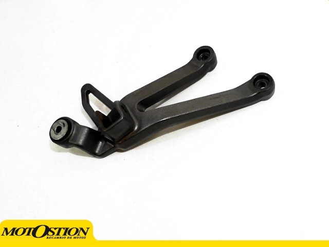 Soporte estribera trasera derecha KYMCO QUANNON 125 2007-2011 Recambio Ocasion