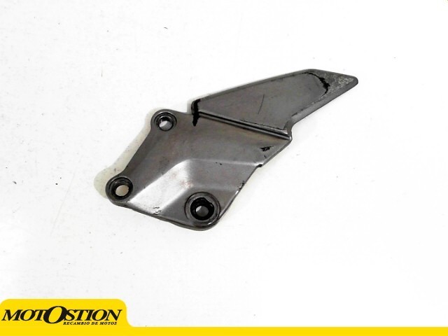 Soporte estribera delantero izquierdo KAWASAKI ZZR 600 1990-1993  segunda mano