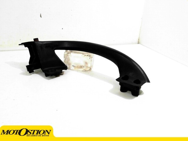 Asidero colin izquierdo PIAGGIO X9 125 EVO 125 2003-2007  repuestos de motos