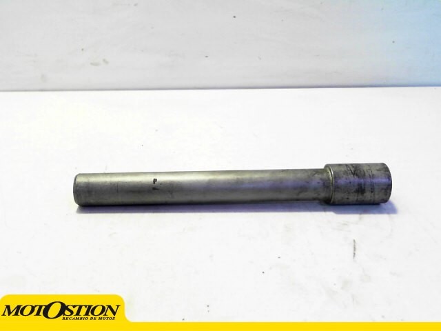 Eje rueda delantera HONDA PAN EUROPEAN 1300 2002-2008  moto