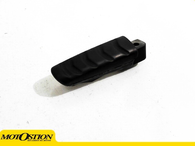 Estribera trasera izquierda BMW F800 ST 800 2006-2008  despiece de moto