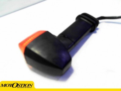 Intermitente delantero derecho YAMAHA THUNDERCAT 600 1994-2007  segunda mano