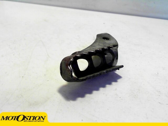 Estribera delantera izquierda RIEJU RR 50 1999-2007  despiece de moto