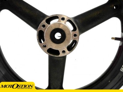 Rueda delantera SUZUKI BANDIT 650 2005-2007 Recambio Ocasion