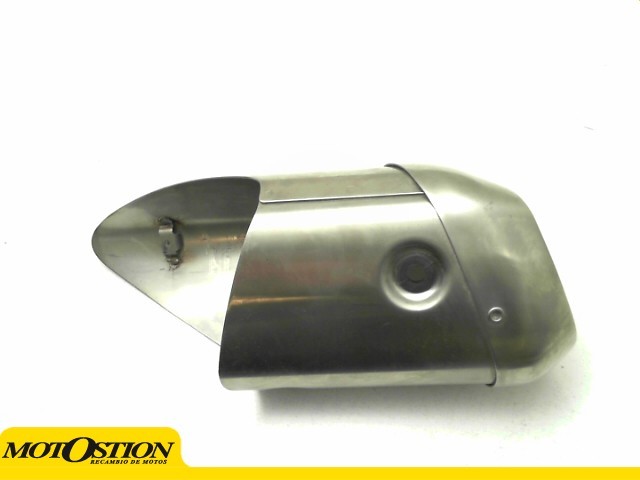EMBELLECEDOR SALIDA SILENCIOSO Triumph Street triple 660 s 2020 - 2022