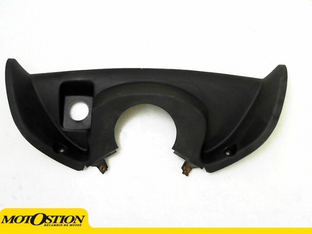 Contra escudo superior YAMAHA MAJESTY 125 2007-2011  despiece de moto