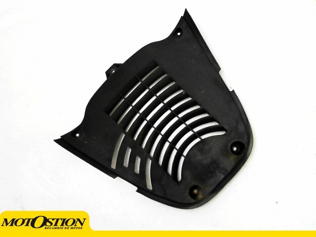 Embellecedor radiador YAMAHA MAJESTY 180 2003-2006  repuestos de motos