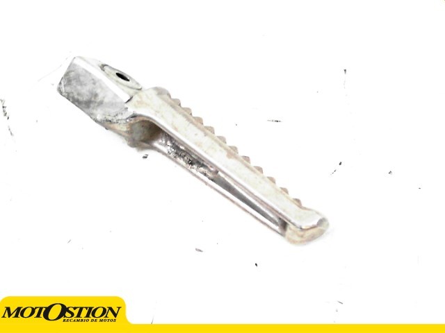 Estribera trasera derecha HONDA CBR F 600 2011-2016  despiece de moto