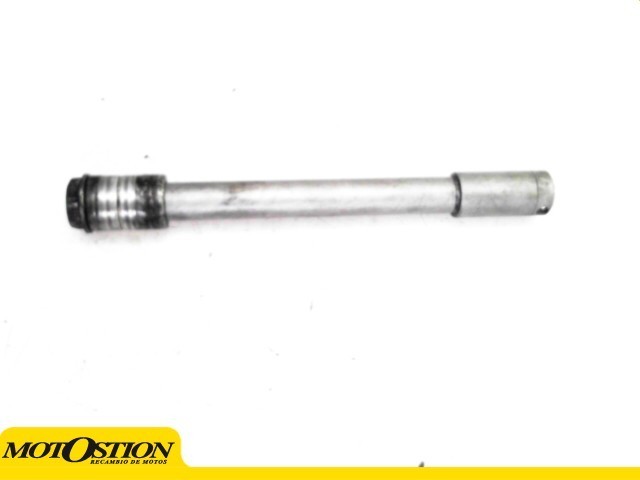 Eje rueda delantera Honda seven 750 1992-2002