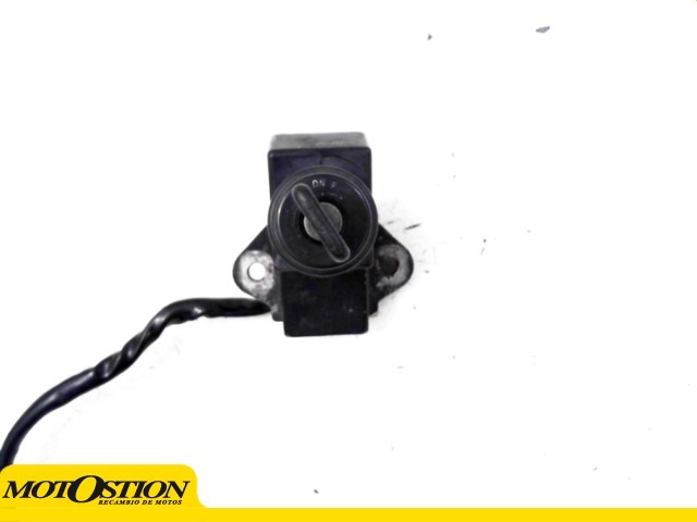 Cerradura clausor KAWASAKI GPZ 500 1987-1993  recambios para moto