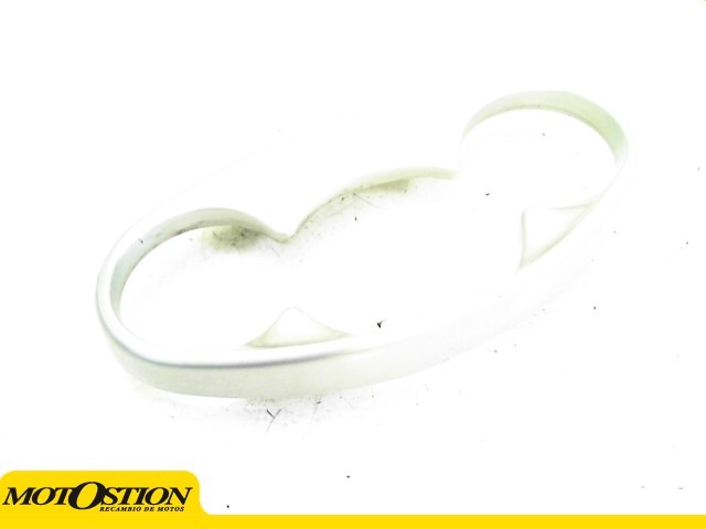 Embellecedor relojes YAMAHA MAJESTY 125 2001-2006  repuestos de motos