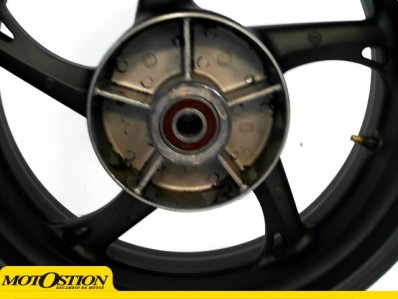 Rueda trasera Yamaha r6 600 cc 1999 - 2000