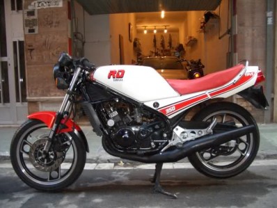Caja filtro aire YAMAHA RD 350 1985-1990  motodesguace