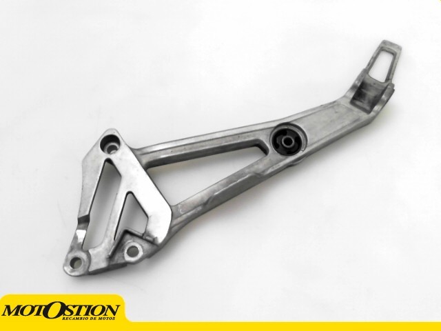 Soporte estriberas izquierdo YAMAHA RD 350 1985-1990  repuestos de motos