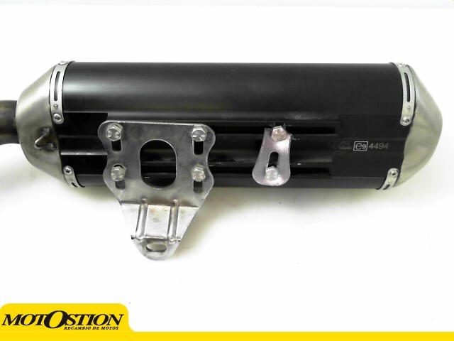 Escape completo TurboKit SR Max 125 y SR Max 300 2011 - 2014