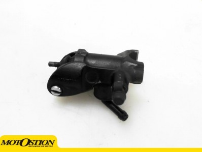 Bomba freno delantero TRIUMPH SPEED TRIPLE 1050 2006-2007  desguace motos