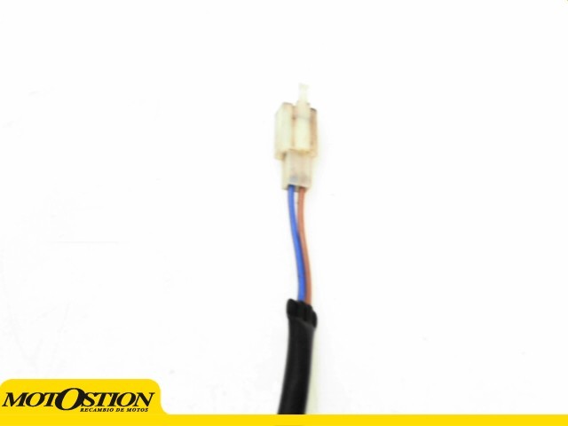 Interruptor freno trasero Triumph Speed four 600 2003-2006