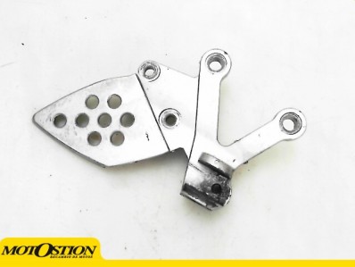 Soporte estribera delantero derecho Hyosung