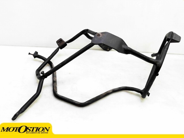 Soporte maletas laterales V-Strom 1000 2002 - 2012