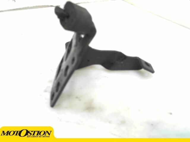 Soporte estribera delantero izquierdo BMW F65 GS 650 2003-2004  despiece de moto