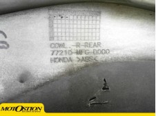Cacha trasera derecha HONDA HORNET 600 2007-2010  segunda mano