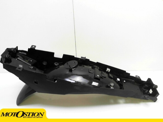 Aleta pase rueda superior Bmw R 1250 GS Adventure 2021 - 2024