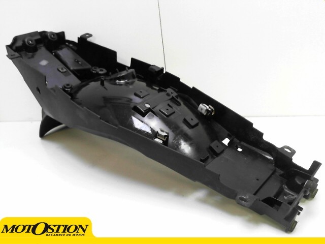 Aleta pase rueda superior Bmw R 1250 GS Adventure 2021 - 2024