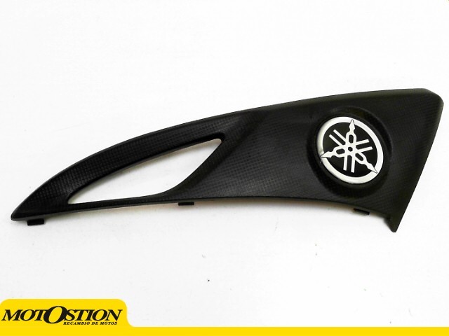 Embellecedor superior carenado delantero izquierdo Yamaha Tricity 125