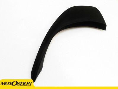 Embellecedor inferior carenado delantero izquierdo Yamaha Tricity 125