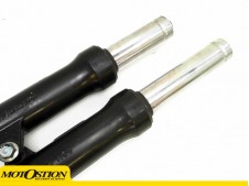 Brazo suspensión derecho Yamaha Tricity 125 2014 - 2016