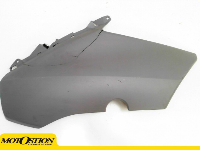 CARENADO SUPERIOR DERECHO Yamaha Xmax 400 ABS 2017 - 2019