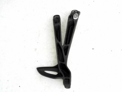 Soporte estribera trasero izquierdo Triumph Street 675 2013 - 2017