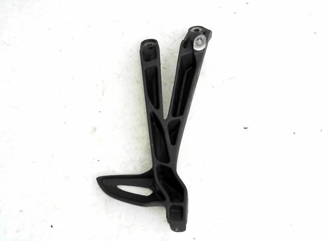 Soporte estribera trasero izquierdo Triumph Street 675 2013 - 2017