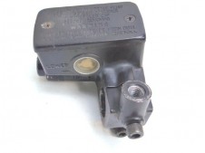 Bomba freno delantero