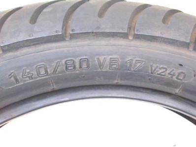 Neumático 140/80-VB 17  V240