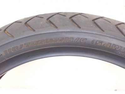 Neumático 110/70-17 54W