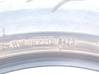 Neumático 200/50-17 75W